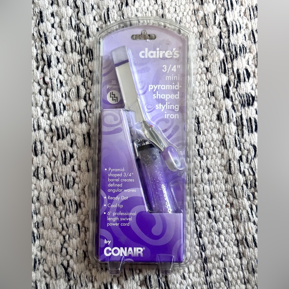 NIP Vintage Claires’s Conair‎ Mini Pyramid Styling Iron 2003